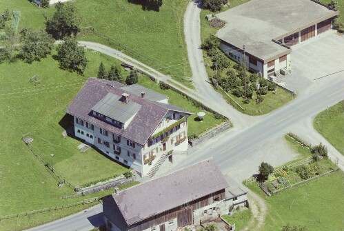 Schrägluftaufnahmen von Gebäuden der Gemeinde Hittisau