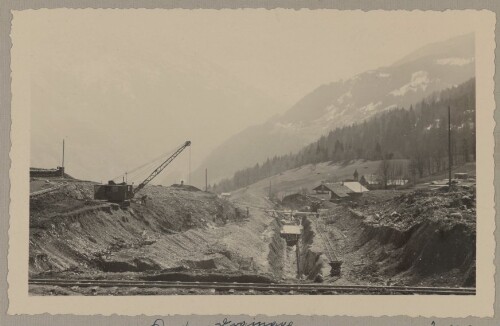 Hauptdrainagegraben, Blick gegen Gasthaus Sulzfluh