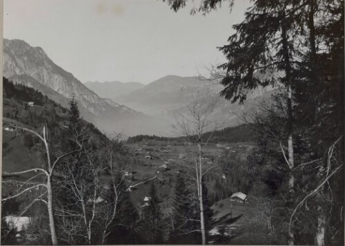 Blick auf Latschau von Südosten, vor Baubeginn Sommer 1938