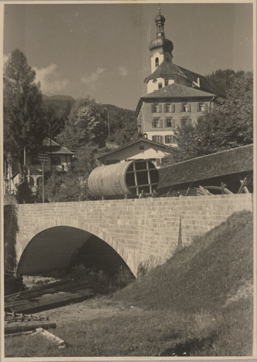 Rohrtransport nach Latschau