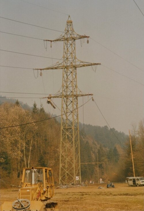 Seilzug 410 bis 413, Mast Nr. 413