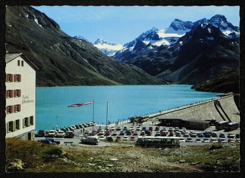 [Gaschurn] : [Bieler Höhe, 2021 m - Hotel Silvrettasee mit Blick zur Silvrettagruppe mit Piz Buin, 3316 m ...]