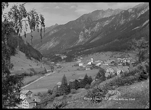 Flirsch in Tirol 1157 m : [Flirsch im Stanzertal gegen Stanskogel und Furglerspitze]