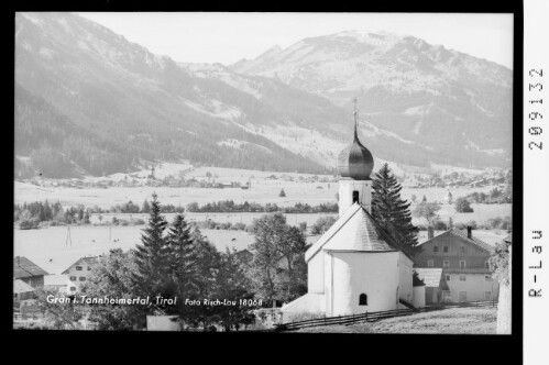 Grän im Tannheimertal, Tirol : [Pfarrkirche in Grän im Tannheimertal mit Blick zum Wannenjoch]