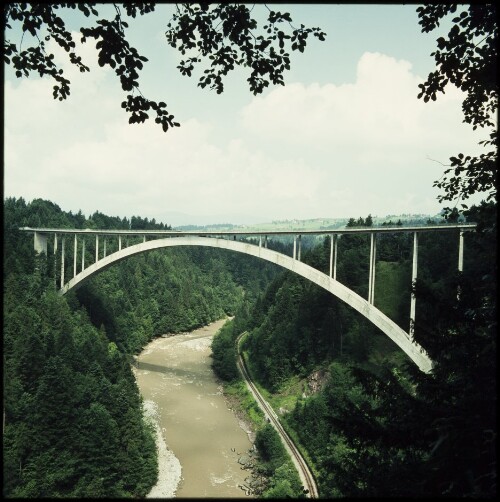 Hochbrücke in Lingenau