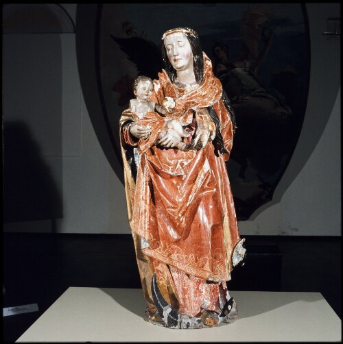 Madonna - Figur im Museum