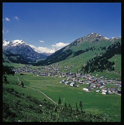 Lech am Arlberg gegen Westen