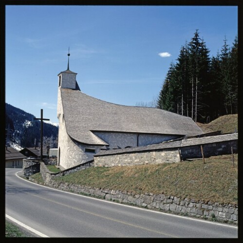 Kirche in Langen am Arlberg