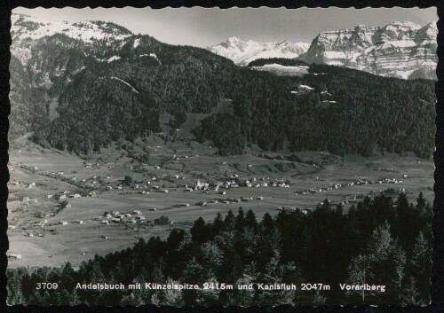 Andelsbuch mit Künzelspitze 2415 m und Kanisfluh 2047 m Vorarlberg